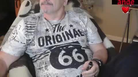 Snapshot of zander007 chatting on 11-16-25, 02:11 zander007 online show from 11-16-25, 02:11