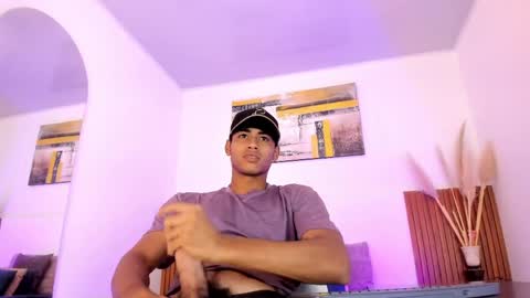 Zander online show from 04-10-26, 01:16