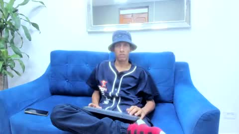 Snapshot of zane_belville chatting on 05-13-26, 11:29 Zane Belville online show from 05-13-26, 11:29