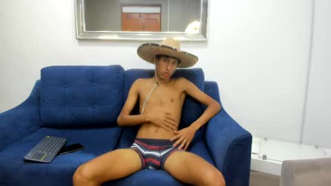 Snapshot of zane_belville chatting on 05-22-26, 11:27 Zane Belville online show from 05-22-26, 11:27