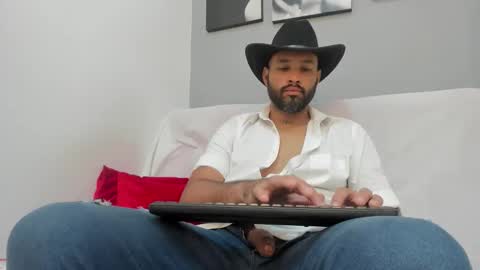 Snapshot of zane_cross chatting on 09-15-25, 03:01 zane_cross online show from 09-15-25, 03:01