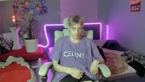 Snapshot of zane_steele chatting on 03-12-26, 12:50 Kel online show from 03-12-26, 12:50