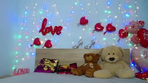 zannadreil online show from 02-06-25, 04:31