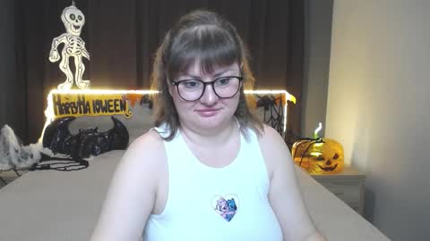 zannadreil online show from 10-17-25, 05:59