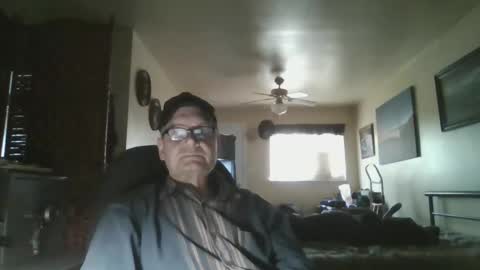 Snapshot of zapper1958 chatting on 02-24-26, 09:02 zapper1958 online show from 02-24-26, 09:02