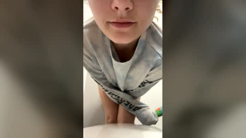 zapxxx69 online show from 02-02-26, 04:44