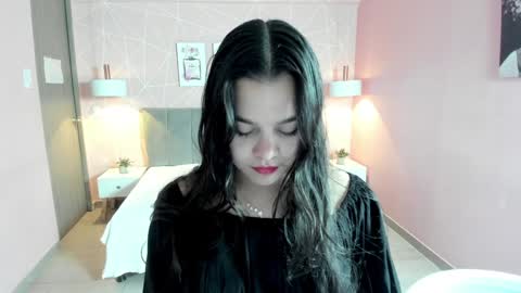 Snapshot of zara__sweet chatting on 01-06-25, 12:13 Zara Sweet online show from 01-06-25, 12:13
