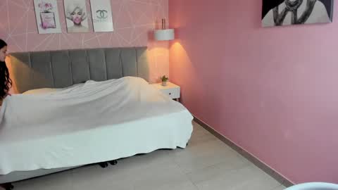 Snapshot of zara__sweet chatting on 01-09-25, 12:52 Zara Sweet online show from 01-09-25, 12:52