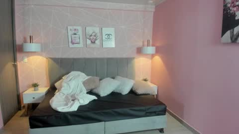 Snapshot of zara__sweet chatting on 10-16-25, 01:34 Zara Sweet online show from 10-16-25, 01:34