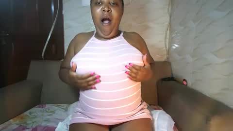 Snapshot of zara_dane chatting on 09-27-25, 04:12 Zara Dane online show from 09-27-25, 04:12