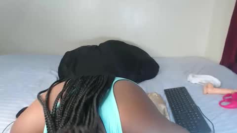 Snapshot of zara_dane chatting on 02-25-26, 08:18 Zara Dane online show from 02-25-26, 08:18