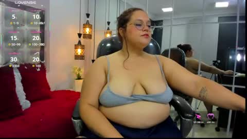 Snapshot of zara_moon1 chatting on 08-05-26, 12:57 zara_moon1 online show from 08-05-26, 12:57