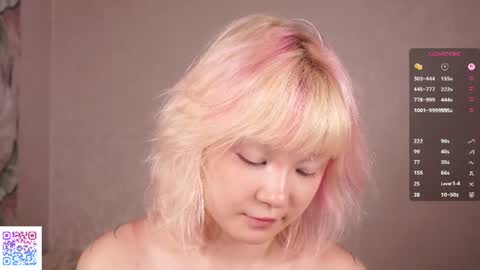 Snapshot of zara_shine chatting on 07-20-26, 10:45 Criss online show from 07-20-26, 10:45