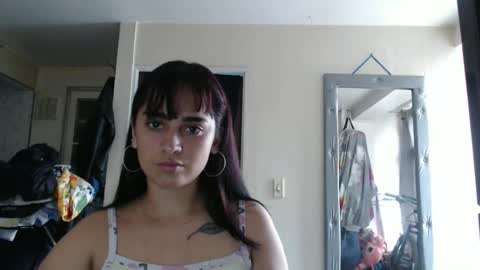 Snapshot of zaraa_lopez chatting on 02-06-26, 02:20 zaraa_lopez online show from 02-06-26, 02:20