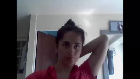 Snapshot of zaraa_lopez chatting on 03-02-26, 02:35 zaraa_lopez online show from 03-02-26, 02:35