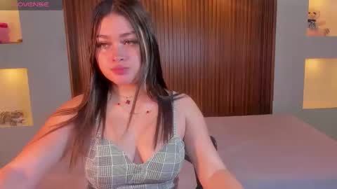 Snapshot of zarablaze5 chatting on 09-29-25, 12:21 Zara Blaze online show from 09-29-25, 12:21