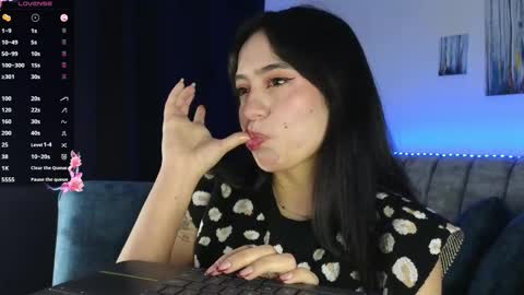 zaradames_ online show from 11-06-25, 03:51