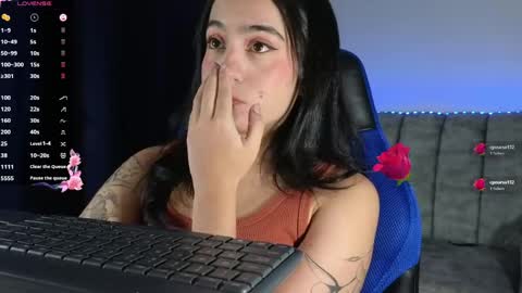 zaradames_ online show from 04-10-26, 02:17