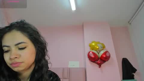 Zarah  online show from 10-08-25, 11:24