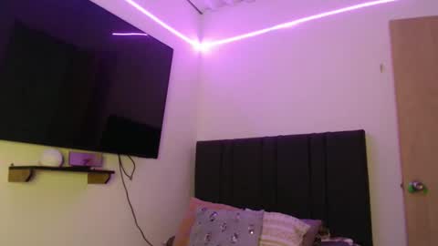 Fernanda online show from 05-21-26, 10:06