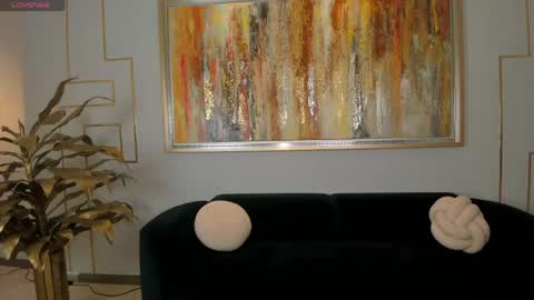 Zara  online show from 04-22-26, 04:04