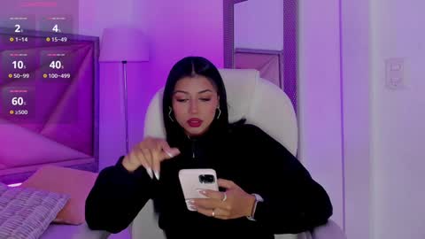 Zara Lim  online show from 01-30-25, 12:27