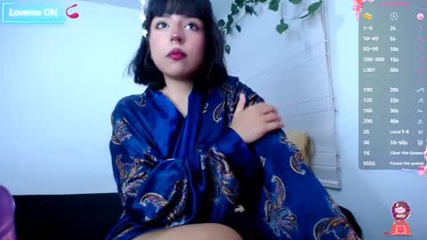 Snapshot of zaramuley chatting on 01-27-25, 02:31 Zara muley online show from 01-27-25, 02:31