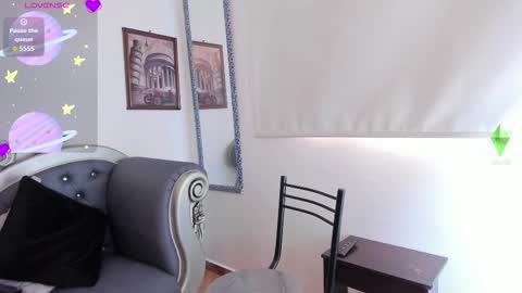 Snapshot of zaratrump chatting on 09-20-25, 08:21 zaratrump online show from 09-20-25, 08:21