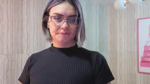 Snapshot of zarcasutra_t chatting on 05-09-26, 12:32 Isabella online show from 05-09-26, 12:32