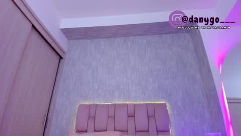 Snapshot of zarianaevanz chatting on 01-31-25, 12:28 Zariana online show from 01-31-25, 12:28