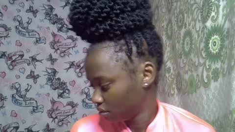 Snapshot of zarinamarlin chatting on 06-18-26, 06:13 zarinamarlin online show from 06-18-26, 06:13