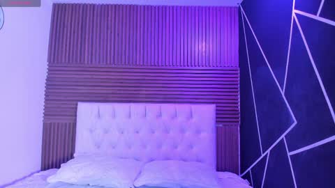 Zarina Waynne online show from 04-03-26, 01:09