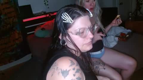 zawmbiemoonz online show from 04-09-26, 06:19