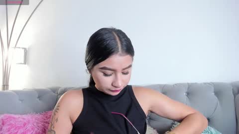  Zayda  online show from 01-04-25, 07:02