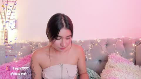  Zayda  online show from 01-24-25, 06:46