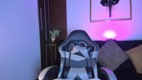  Zayda  online show from 09-23-25, 11:24