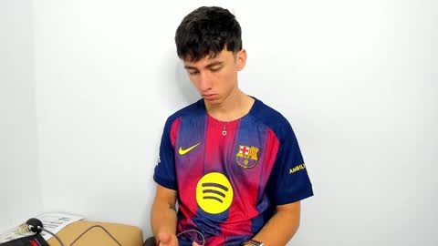 Snapshot of zayn_blaze chatting on 09-10-25, 05:57 zayn_blaze online show from 09-10-25, 05:57