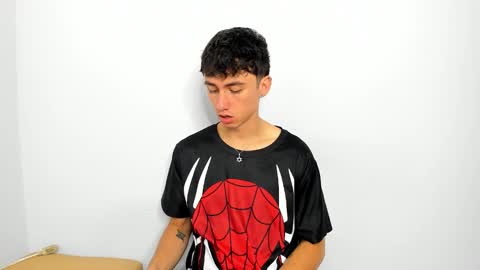 Snapshot of zayn_blaze chatting on 09-13-25, 05:46 zayn_blaze online show from 09-13-25, 05:46