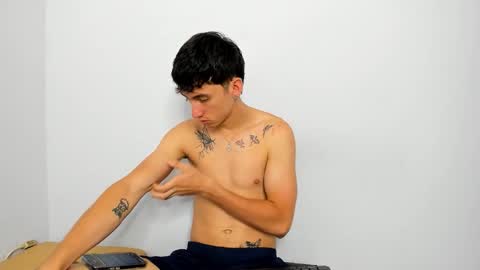 Snapshot of zayn_blaze chatting on 09-17-25, 05:03 zayn_blaze online show from 09-17-25, 05:03