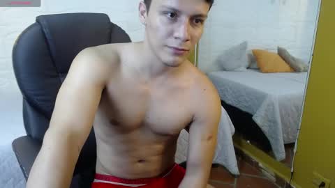 zayn_clausen online show from 04-18-26, 07:58