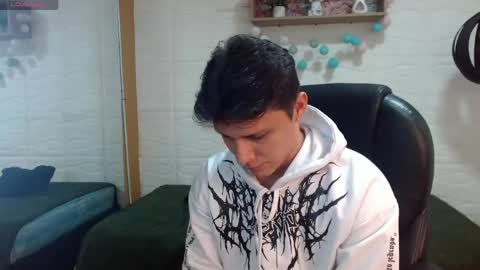 zayn_clausen online show from 05-01-26, 05:39