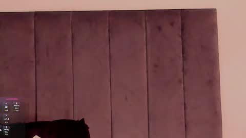 Hii im Zay.                 I save money for education. PVT Open. online show from 11-29-25, 05:32