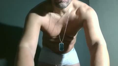 Snapshot of zboy58 chatting on 11-09-25, 05:39 zboy58 online show from 11-09-25, 05:39