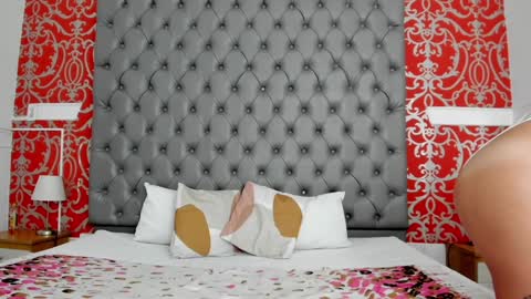 Karolyne online show from 02-01-25, 02:13