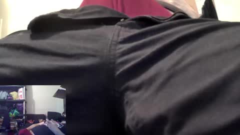 Snapshot of zeibud chatting on 04-11-26, 06:45 Cass online show from 04-11-26, 06:45