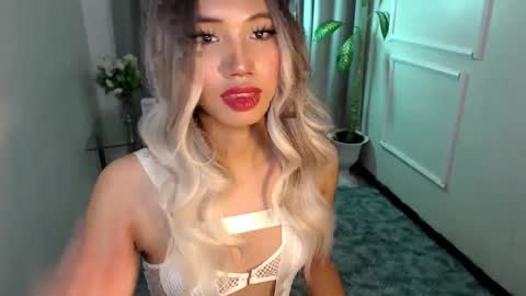 Snapshot of zelainalovetocum chatting on 01-17-25, 06:44 zelainalovetocum online show from 01-17-25, 06:44