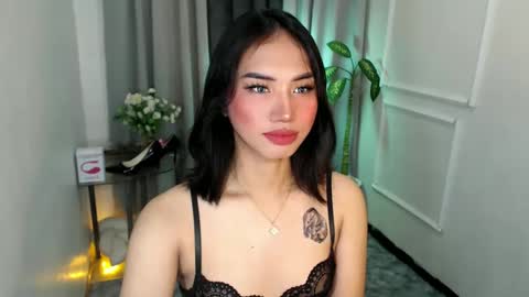 Snapshot of zelainalovetocum chatting on 02-28-25, 11:25 zelainalovetocum online show from 02-28-25, 11:25