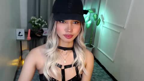 Snapshot of zelainalovetocum chatting on 03-12-25, 09:24 zelainalovetocum online show from 03-12-25, 09:24