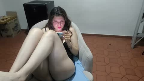 zelda_princess77 online show from 07-23-26, 04:10