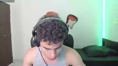 Snapshot of zenhzu chatting on 09-10-25, 03:34 zenzhu online show from 09-10-25, 03:34